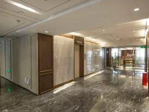 Madison Hotel Jining Wuyue Plaza Sports Center - Image 5