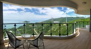 Peninsula Holiday Hotel - Image 3