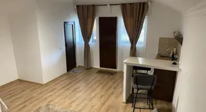 Home - Image 4