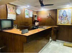 Hotel Meera - Image 2