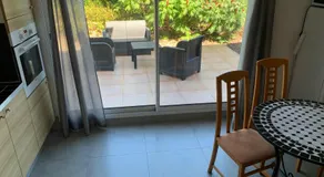 Magnifique bas de villa deux chambres situé prés des plages et du golf - Image 4