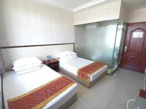 Longhu Holiday Hotel - Image 5