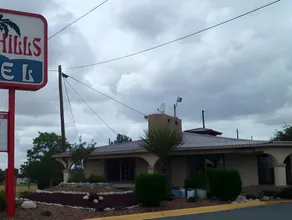 Desert Hills Motel - Image 5