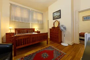 Edinburgh Gallery Bed & Breakfast - Image 4