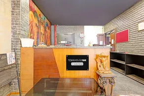 Super Townhouse Oak Rohtak Bus Terminal Formerly Inter Urban - Image 3