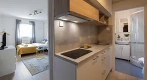 Modern studio near City Center - Image 3