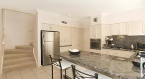 Primrose Sands Accom Holidays - Image 3