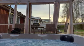 Myntloftet Borlänge med inglasad bubbelbad - Image 5
