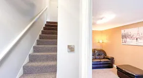 Taylor Close - Image 2