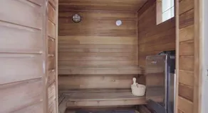 Unit 18 Baywatch - Image 5