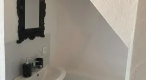White Apartment - Image 3