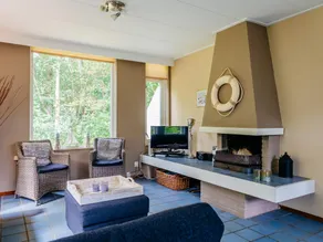 Charming Holiday Home in Burgh-Haamstede near Beach - Image 2