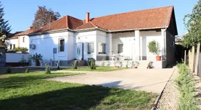 Kincsem Vendégház - Image 4