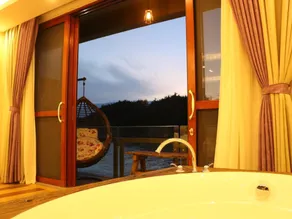 Sea View Inn - Image 4