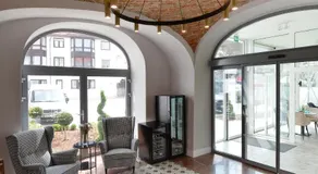 1552 Boutique Hotel - Image 2
