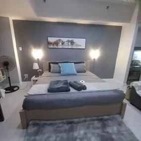 Isla Room by Lakbay Urban Living Makati - Image 5