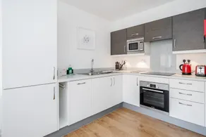 Roomspace Serviced Apartments - Swan House - Image 2
