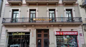 Hostal Live Barcelona - Image 3
