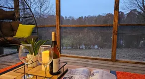 Lakefront Home with Deck Views and Screened Porch - King beds - Game Room - for HPU, Furniture Market - Image 4