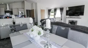 Manor Heights Lodge - Image 4