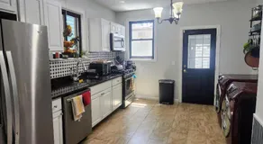 Vintage Home Vibe - Image 3