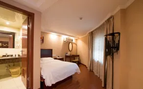 GreenTree Inn zhenjiang Nanmenwai Street Shell Hotel - Image 4