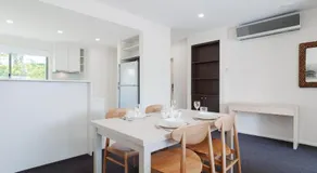 Pacific Blue 245-265 Sandy Point Rd - Dual Key Access, air conditioned unit with resort facilities and linen supplied - Image 3
