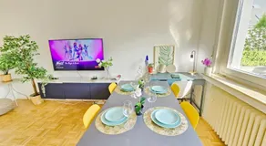 Trendy Stay 1BR with a terrace - Image 5