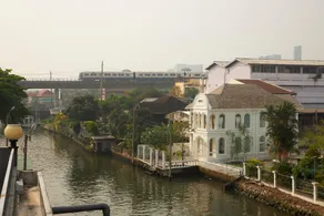 Arpo Pool Villa Riverside Bangkok - Image 3