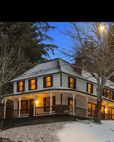 Huckleberry House - Image 4