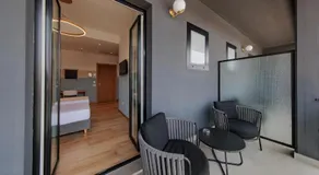 OPHELIA Hotel - Image 3