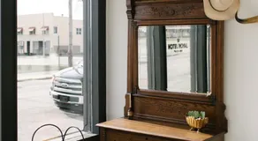 Hotel Royal - Image 2