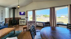 Ocean View, Walk to Everything! Dog Friendly! Wheelhouse Cottage - Image 2