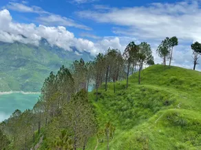 Surya Lake View Retreat - Image 2