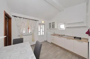 House Antun - Image 3