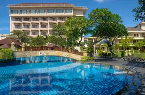 Lombok Raya Hotel - Image 4