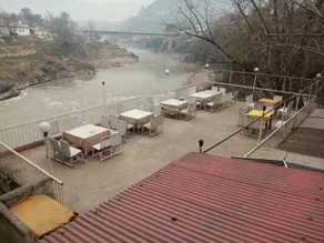 Capital City Hotel And Restaurant - Image 3