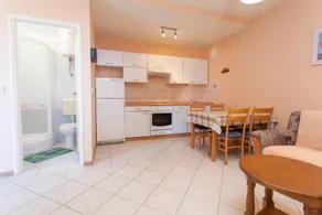 Summerheaven Apartments - Image 4