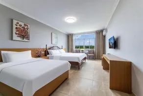 Zhulang Hotel - Image 4