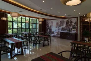 Longshan Garden Hotel - Image 2