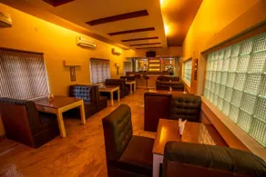 Hotel Jsr Inn - Image 5