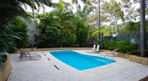 3BR Apartment Near Bondi with Pool and Parking - Image 2