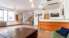 Residence & Suites - Image 5
