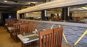 The Curzon Court - Image 5