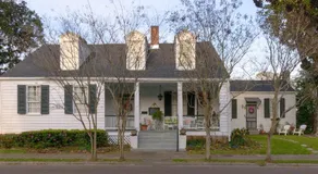 Magnolia Cottage Bed and Breakfast - Image 5