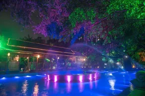 Quanyan Hotspring Holiday Hotel - Image 5