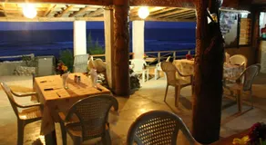 Rocky Ridge Bungalows - Image 2
