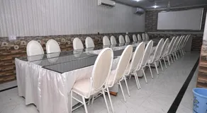Hotel Serina Inn - Image 4