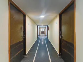 OYO 45961 Hotel Swarn Bhumi - Image 5