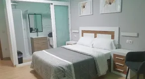 Pensión Casa Mika - Image 2